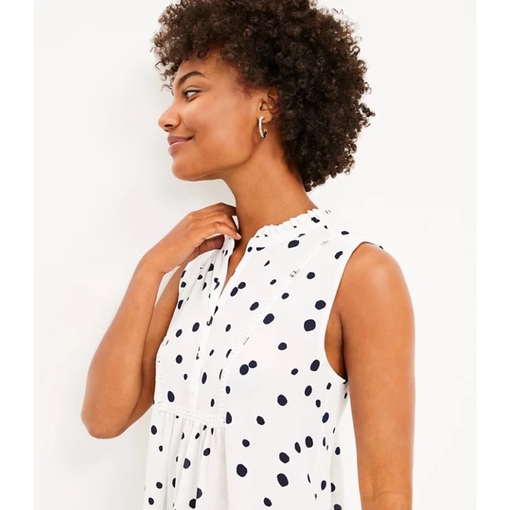 NWT! LOFT Dotted Lace Trim Mixed Media Shell - Size XS - Deep Space Blue